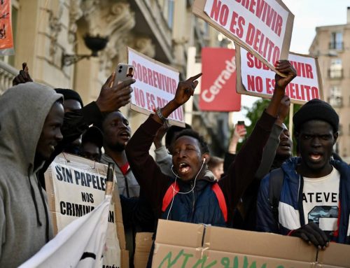 Más de 700.000 firmas, seis años de lucha y un cambio de estrategia para conseguir la regulación de migrantes